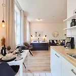 Studio3 Zentral Und Ruhig Mit Parkplatz, 5 Min Z Bali-t Und Gop, Boxspringbett Apartamento Bad Oeynhausen