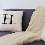 Studio3 Zentral Und Ruhig Mit Parkplatz, 5 Min Z Bali-t Und Gop, Boxspringbett Bad Oeynhausen
