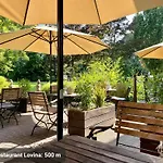 Apartamento Studio3 Zentral Und Ruhig Mit Parkplatz, 5 Min Z Bali-t Und Gop, Boxspringbett *