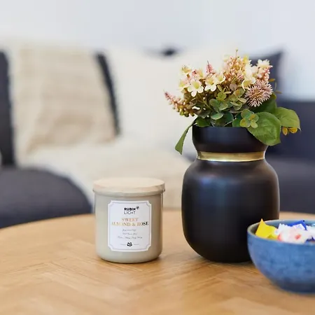 Apartmán Studio3 Zentral Und Ruhig Mit Parkplatz, 5 Min Z Bali-t Und Gop, Boxspringbett Bad Oeynhausen