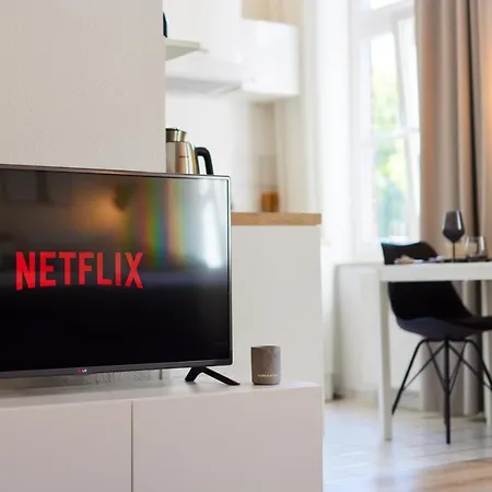 Apartmán Studio3 Zentral Und Ruhig Mit Parkplatz, 5 Min Z Bali-t Und Gop, Boxspringbett *