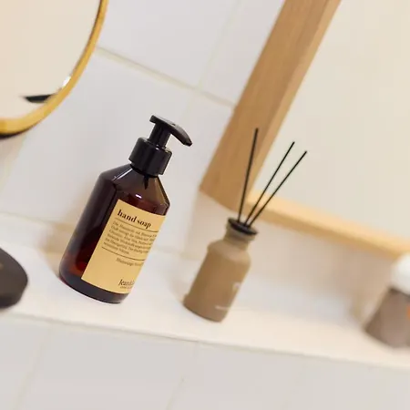 Apartmán Studio3 Zentral Und Ruhig Mit Parkplatz, 5 Min Z Bali-t Und Gop, Boxspringbett