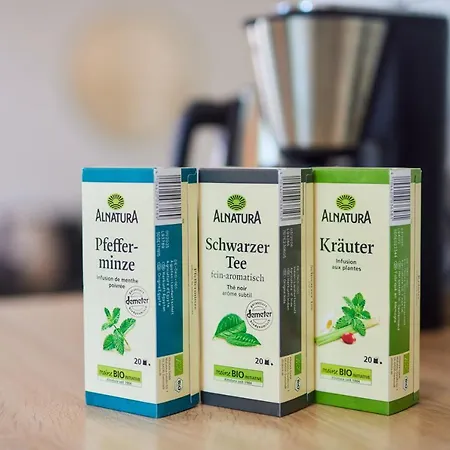 Studio3 Zentral Und Ruhig Mit Parkplatz, 5 Min Z Bali-t Und Gop, Boxspringbett