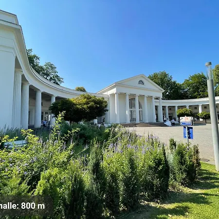 Studio3 Zentral Und Ruhig Mit Parkplatz, 5 Min Z Bali-t Und Gop, Boxspringbett Apartmán Bad Oeynhausen