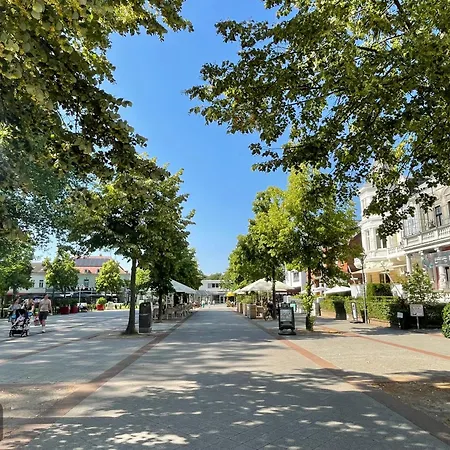 Apartmán Studio3 Zentral Und Ruhig Mit Parkplatz, 5 Min Z Bali-t Und Gop, Boxspringbett