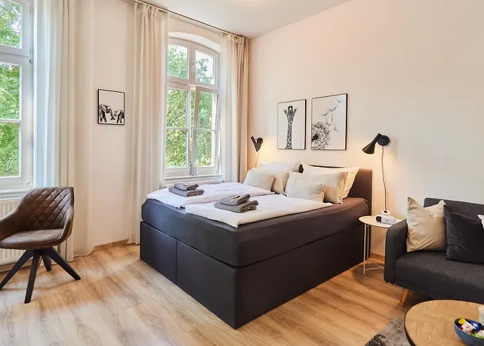 Appartement Studio3 Zentral Und Ruhig Mit Parkplatz, 5 Min Z Bali-t Und Gop, Boxspringbett Bad Oeynhausen