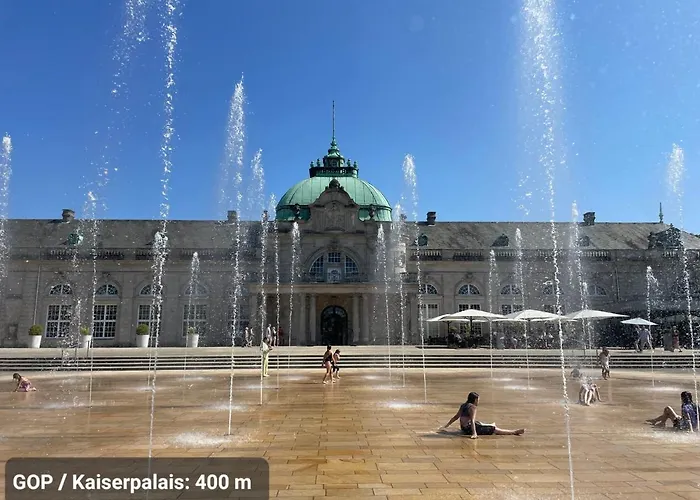 Studio3 Zentral Und Ruhig Mit Parkplatz, 5 Min Z Bali-t Und Gop, Boxspringbett *