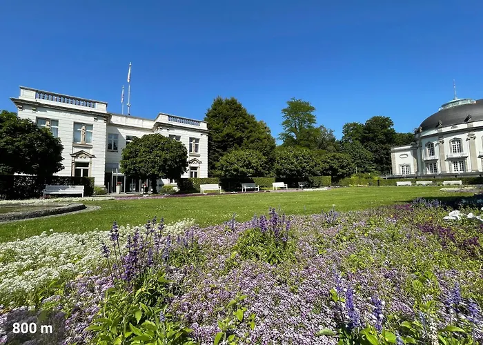 Studio3 Zentral Und Ruhig Mit Parkplatz, 5 Min Z Bali-t Und Gop, Boxspringbett Appartement *